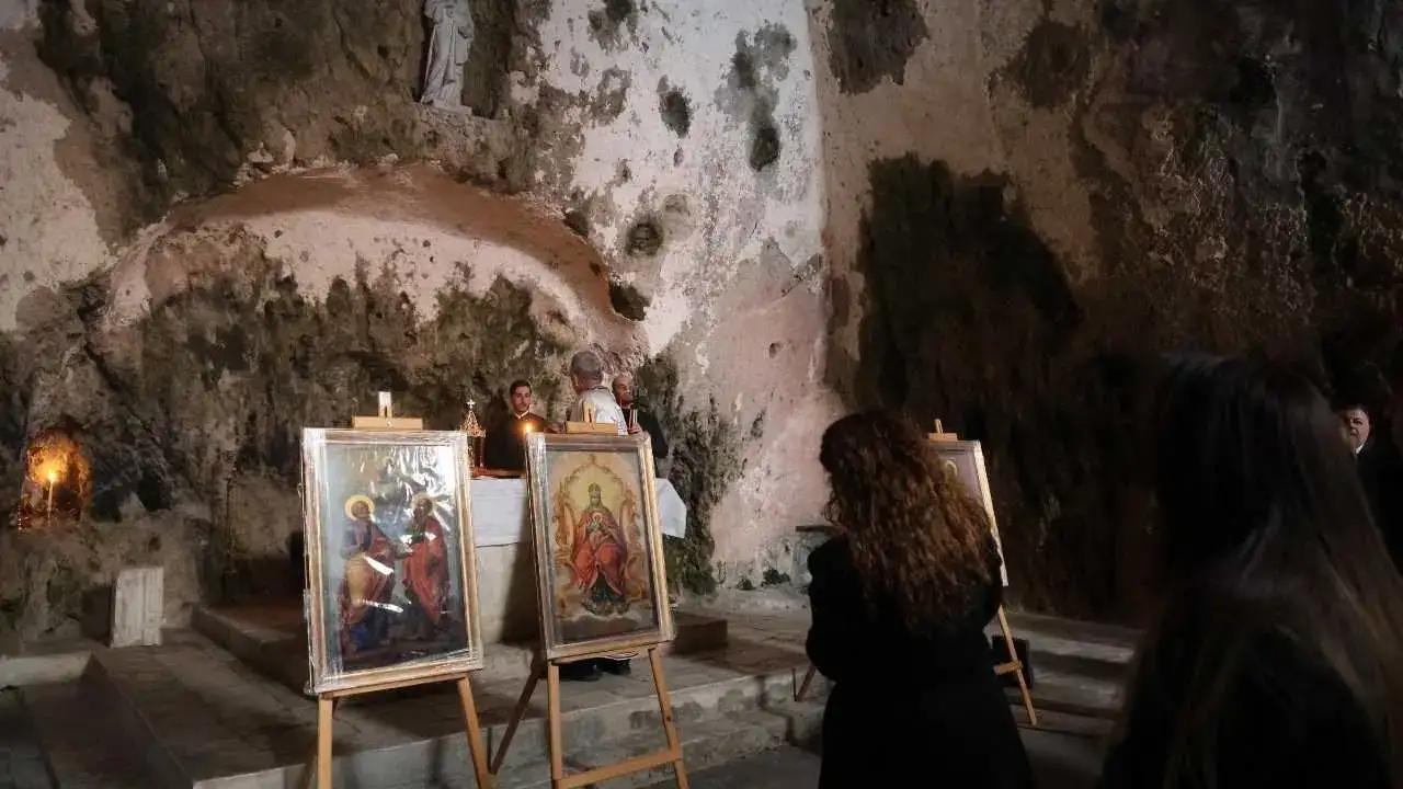 Hatay’da Dünyanın İlk Mağara Kilisesinde Noel Sessizliği! 4